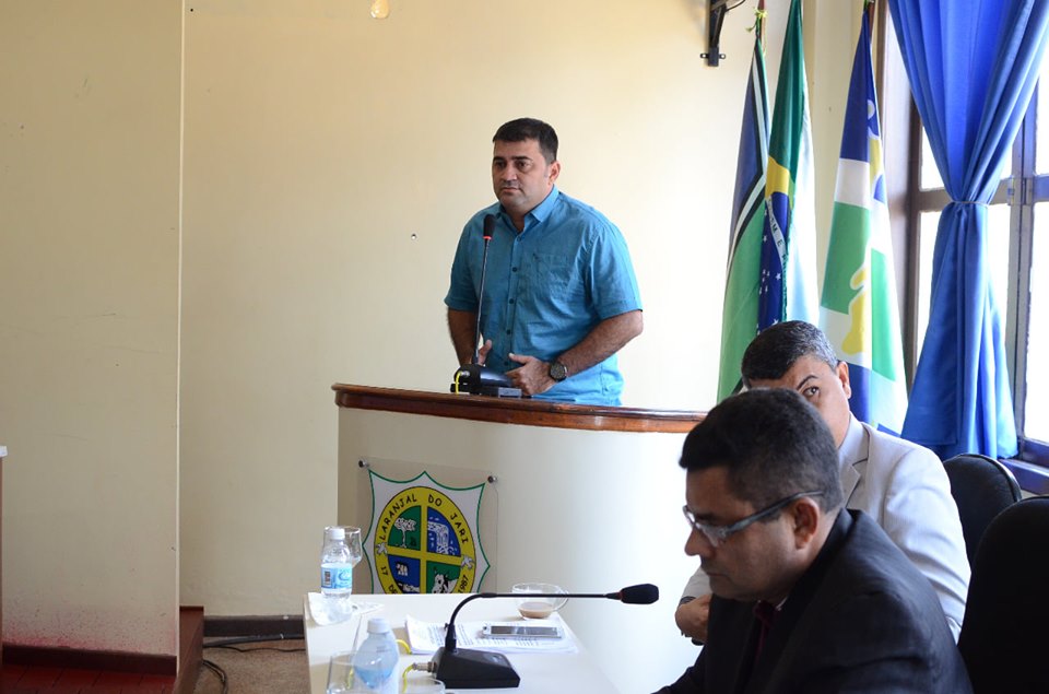 Prefeito Márcio Serrão participa de 33ª sessão da câmara municipal de Laranjal do Jari.